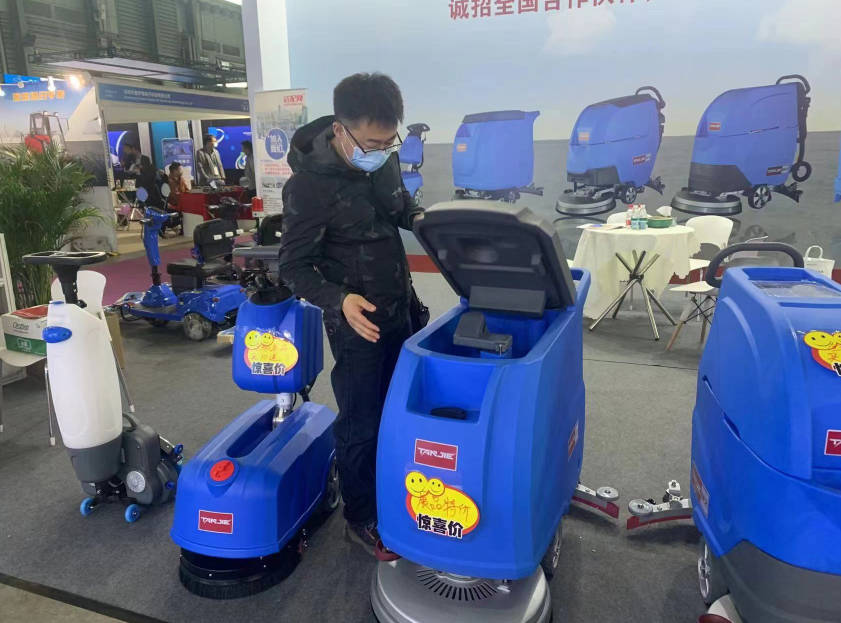 博尔塔拉坦洁洗地机公司致力于电动洗地机的生产、销售和服务百家